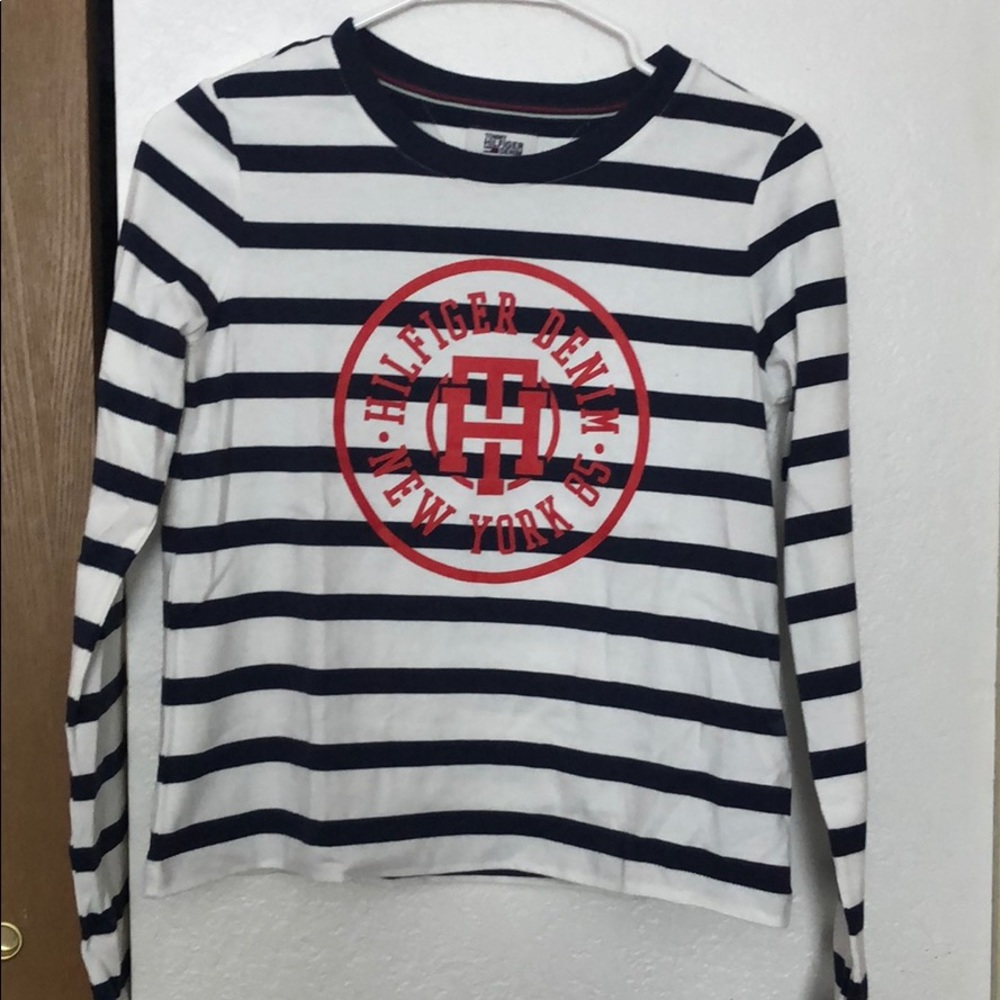 Long sleeve striped tee
